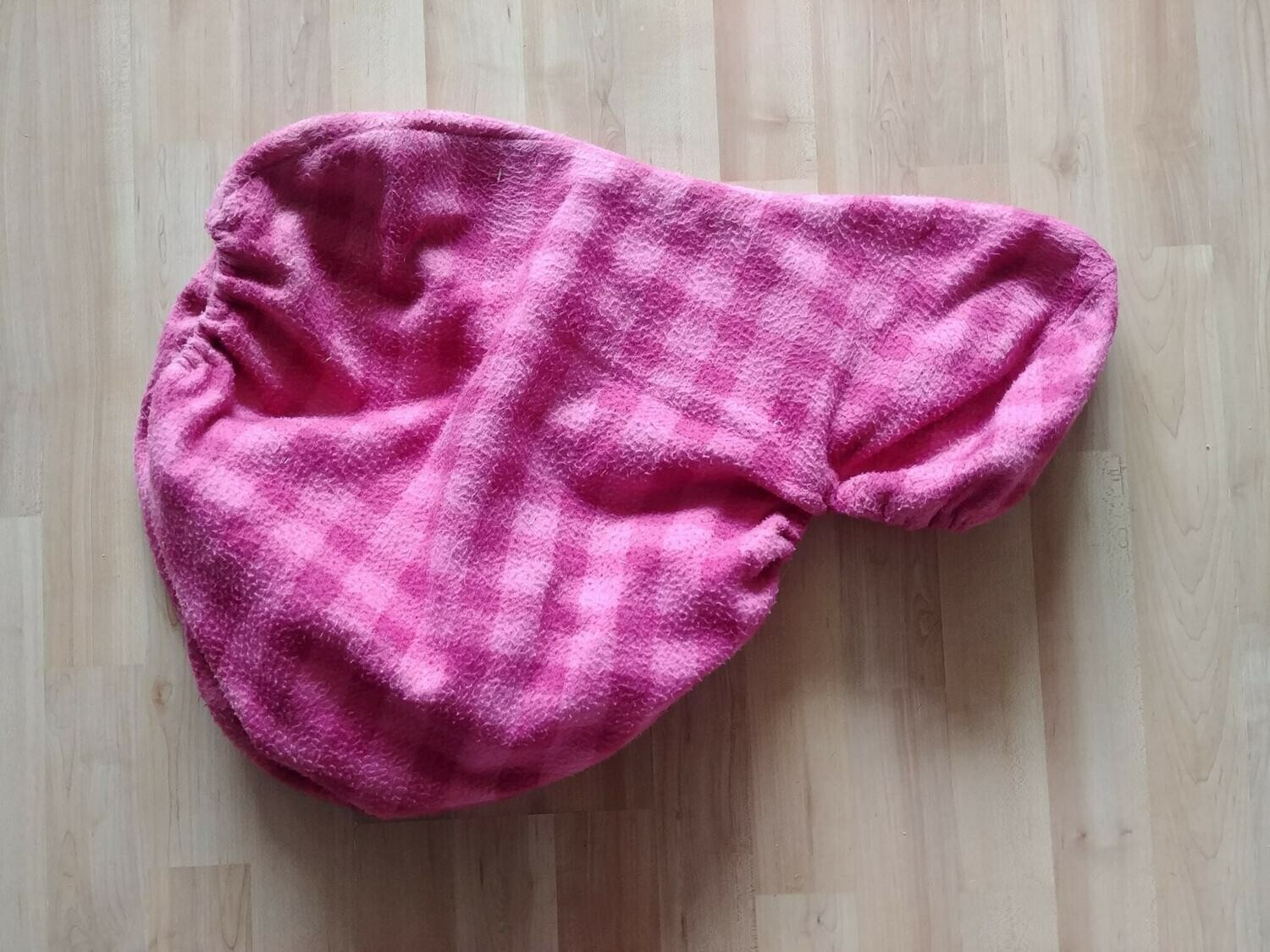 Couvre selle classique rose