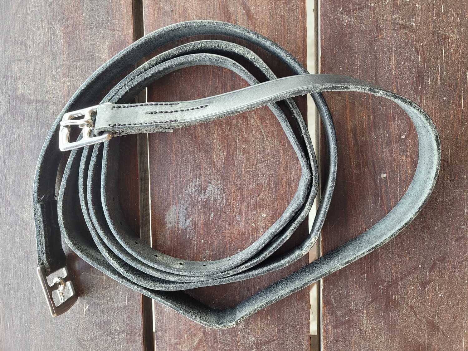 Étrivieres noire Santa Cruz 54&quot;