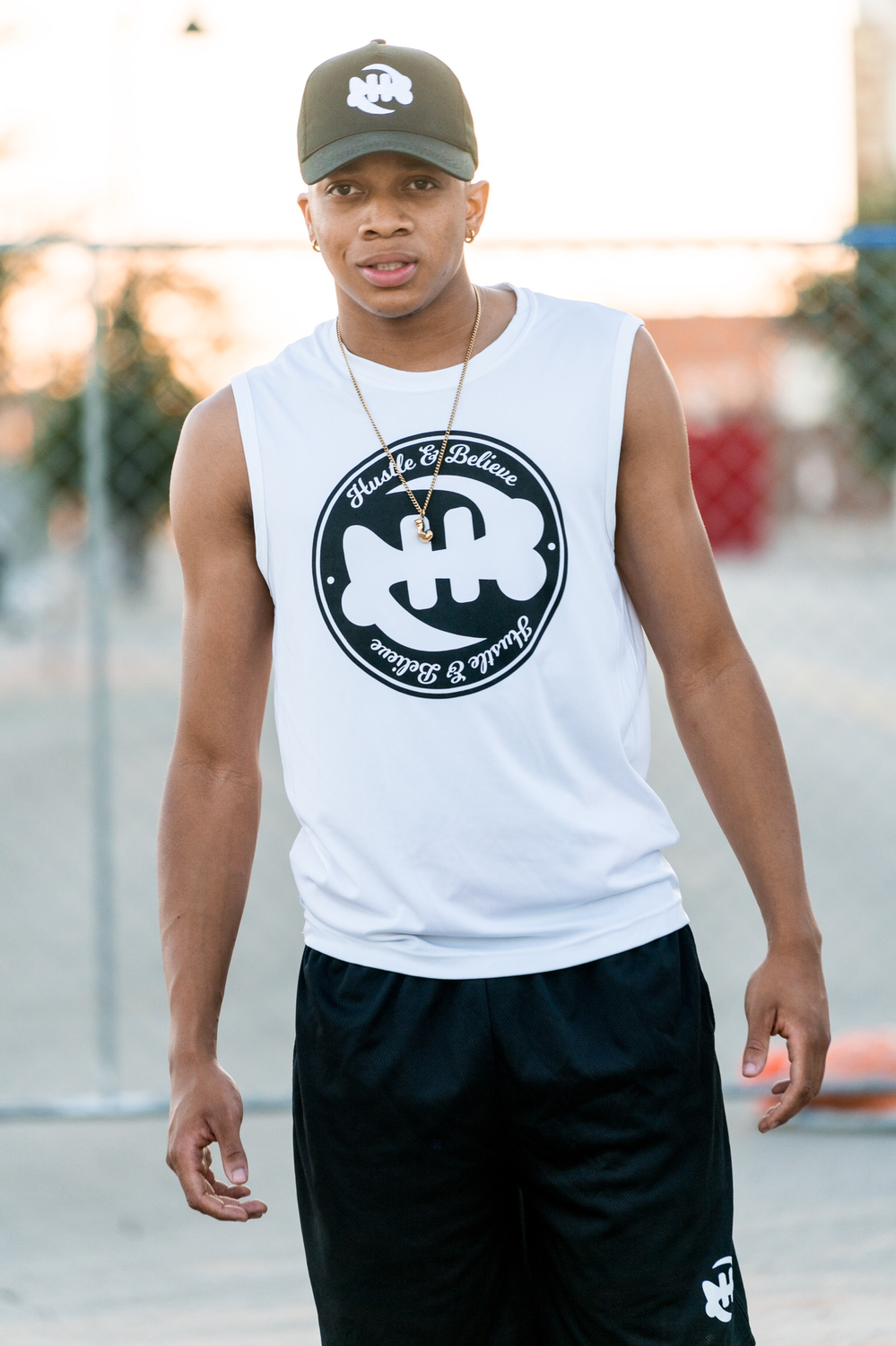 Sleeveless H&amp;B1