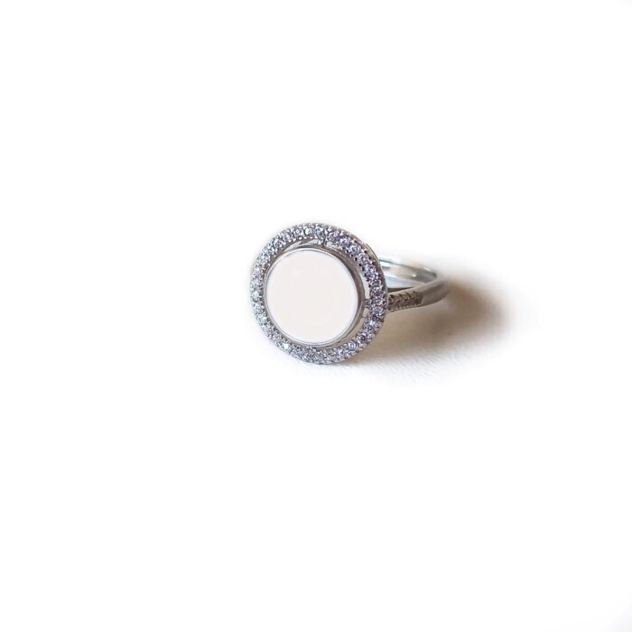 Halo circular breast milk ring
