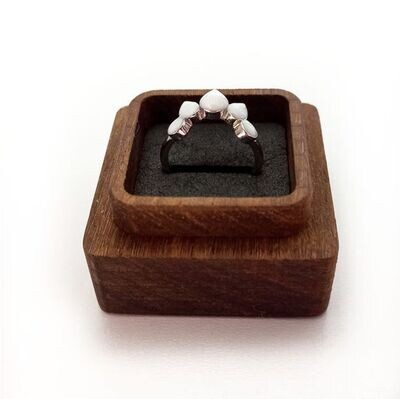 Crown stackable breast milk ring