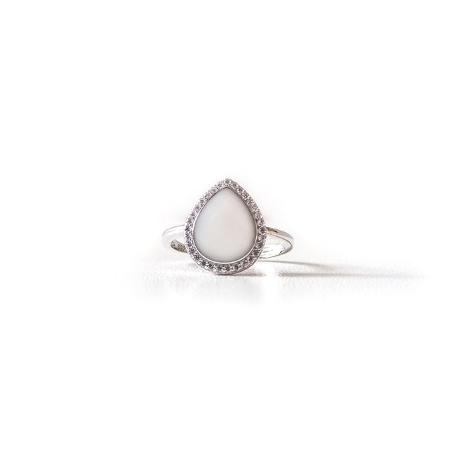 Halo drop shaped breast milk ring