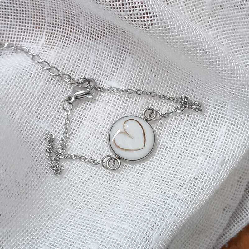 Bracelet with breast milk and baby hair pendant