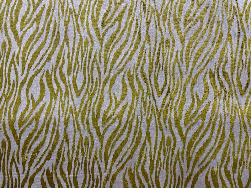FANCY CHARTREUSE