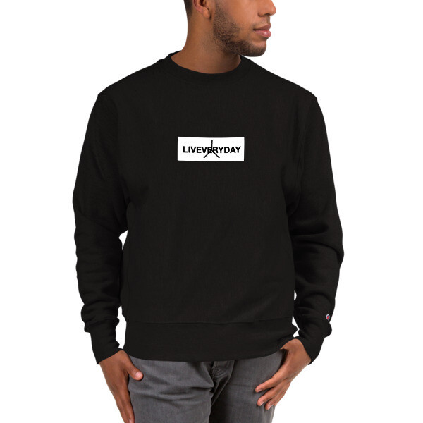 Liveveryday®️Champion Sweatshirt, Size: S