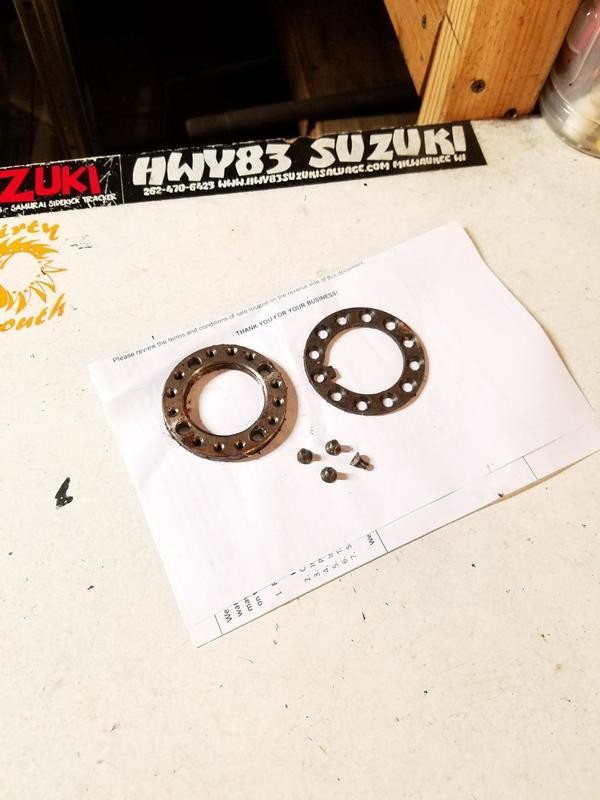Wheel hub hardware kit
