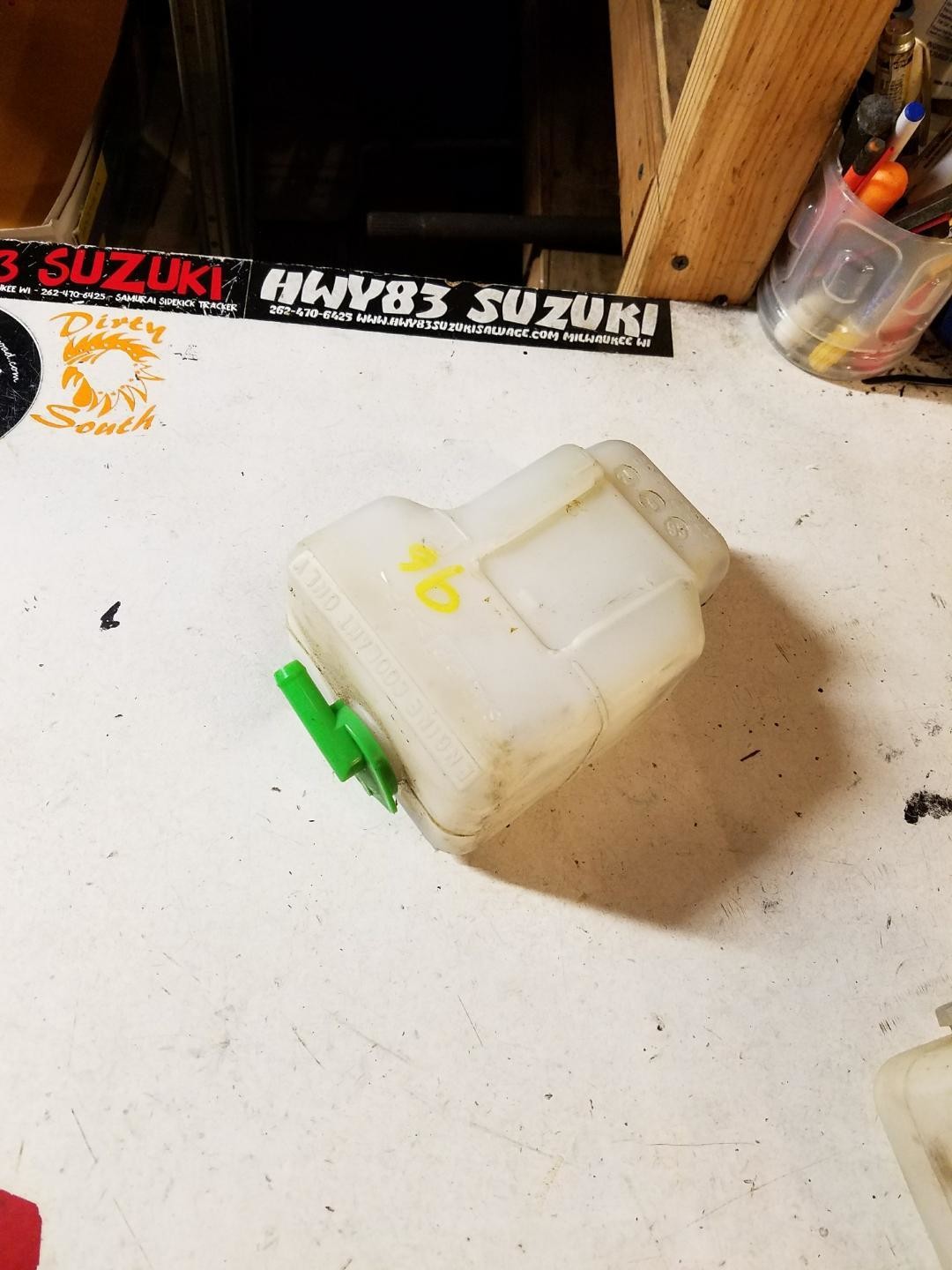 16v Coolant tank