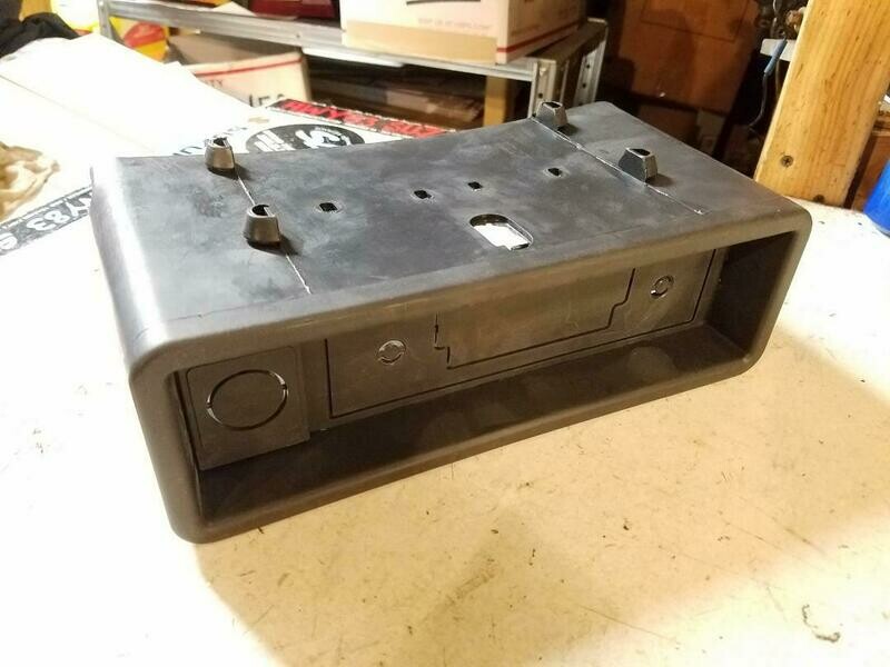 NEW Radio Box 1986-88