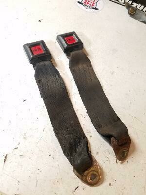 86-88 Rear Seat Belt Buckles