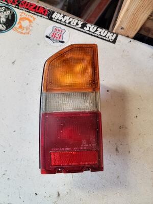 LEFT Taillight (Sidekick)