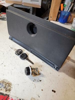 NEW Glove Box Door + Latch/Keys