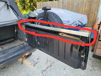 NEW Aluminum Tailgate Cap (ALL 95-98) (89-98 with hard top)