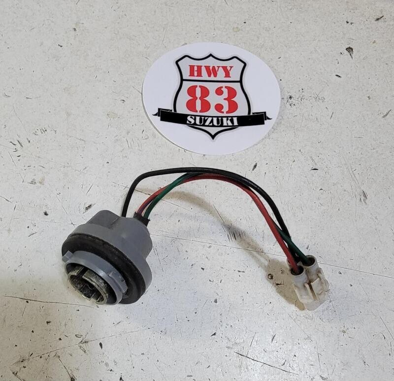 Front Turn Signal Socket - Geo Tracker