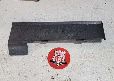 Dash Screw Cover 1986-88 ONLY