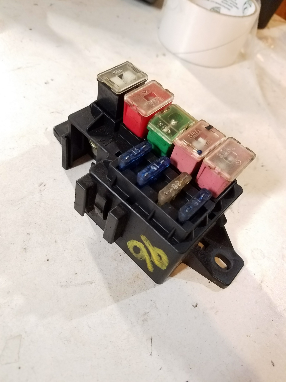 1.6L fuse block 96-98