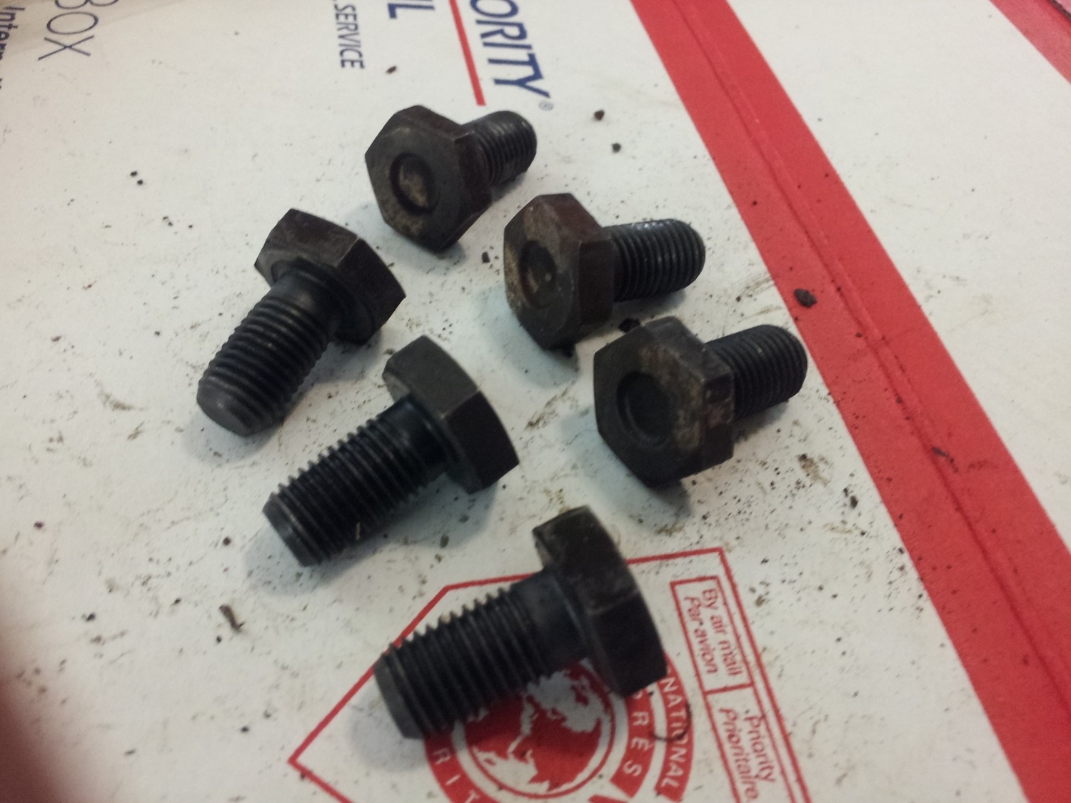 Flywheel bolts