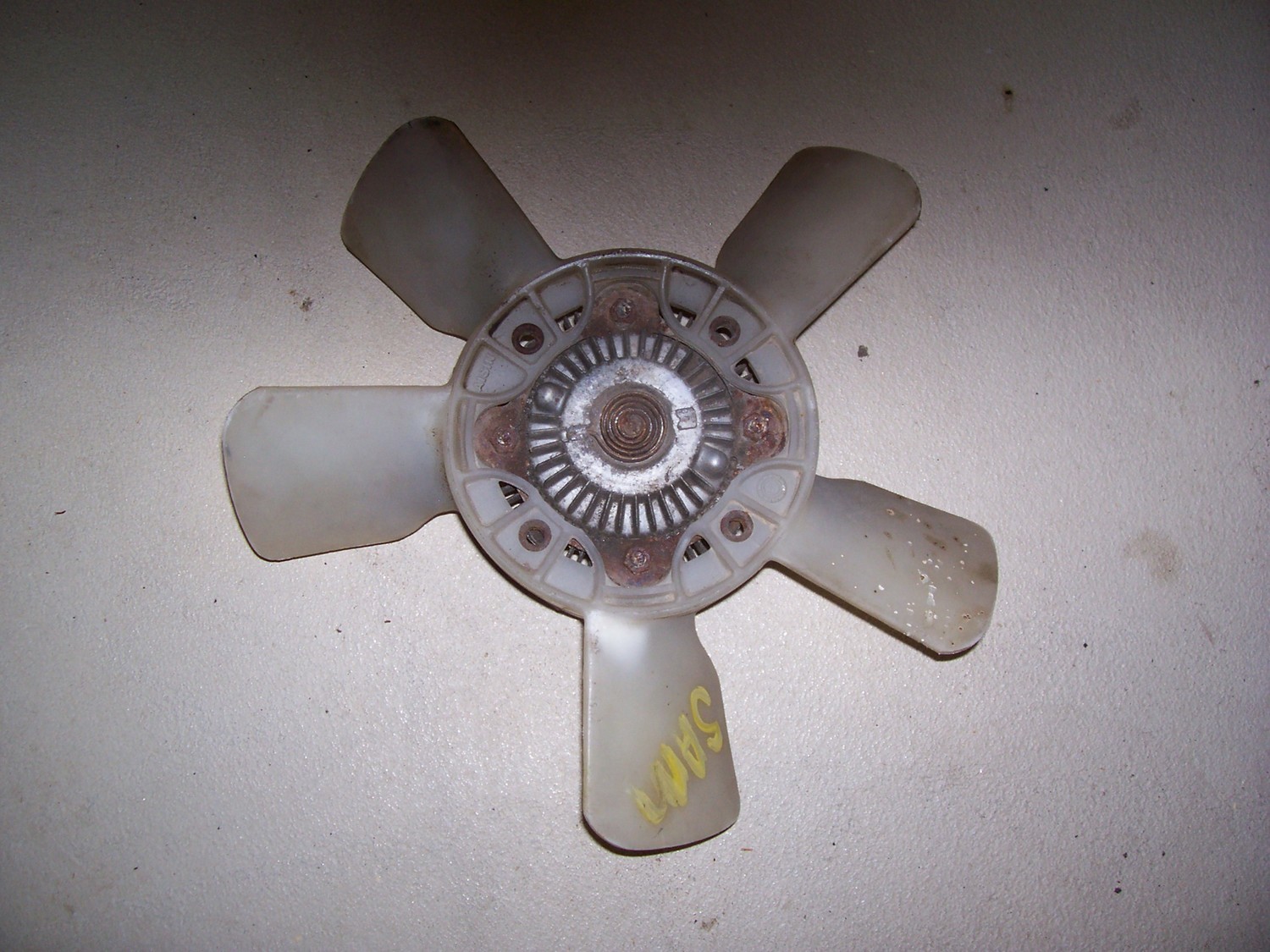 Fan WITH Clutch