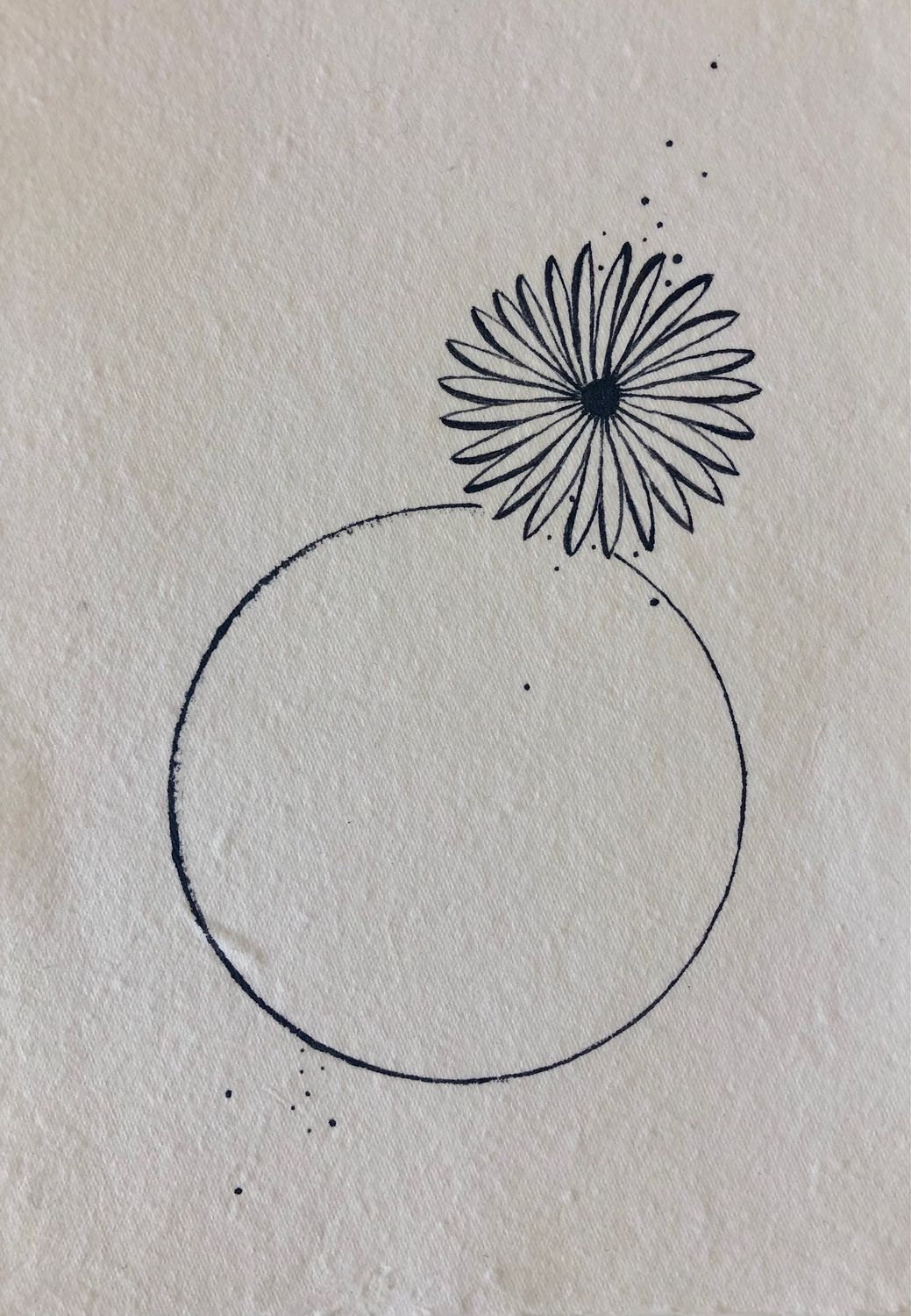 Lune et fleurs #2, Laure JULIEN