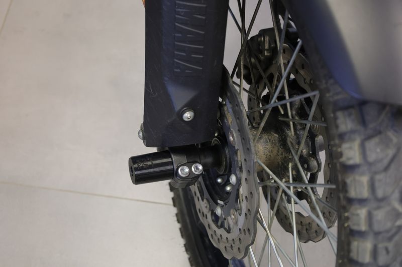 Yamaha Tenere 700 Front Axle Sliders