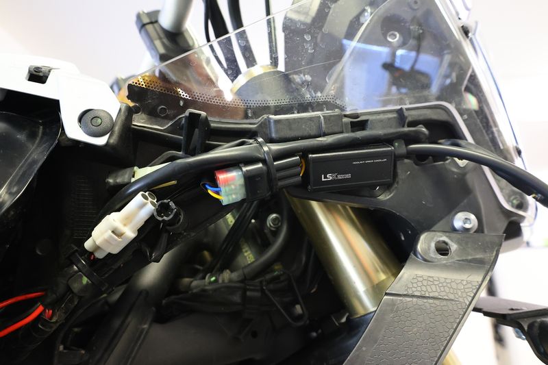 Yamaha Tenere 700 Headlight Interface Module