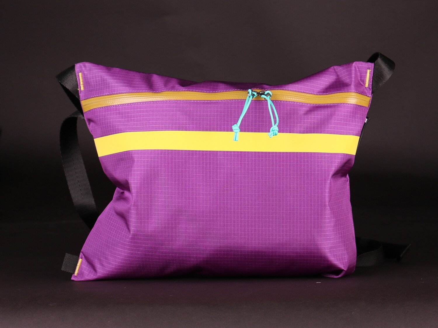 GO Musette Bag пурпурный