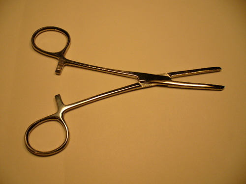 Tube Occluding Forceps Plain 5.5&quot;
