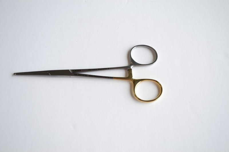 LEFT Handed Crile Hemostat 5½&quot;