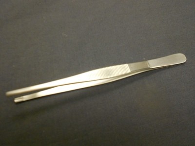 Tissue Forceps 7 x 8 teeth. Overall length 6-1/8in (15.6cm)
