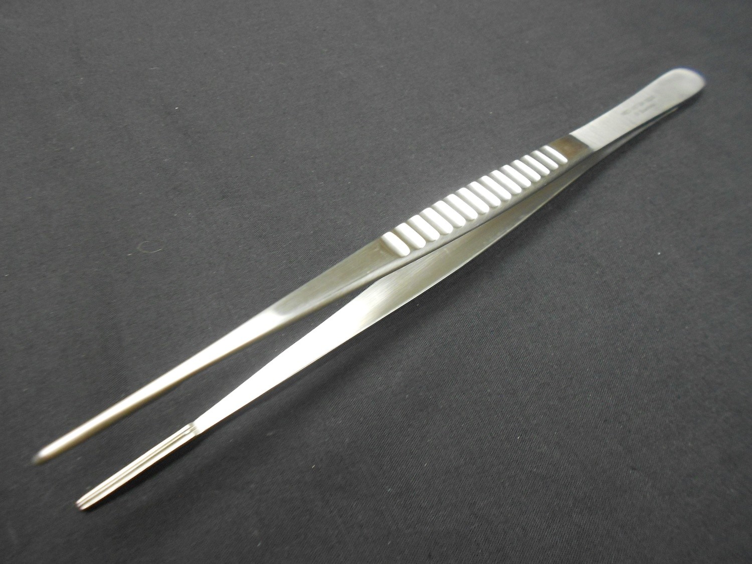 Debakey Vascular Atraumatic Forceps 8&quot; straight