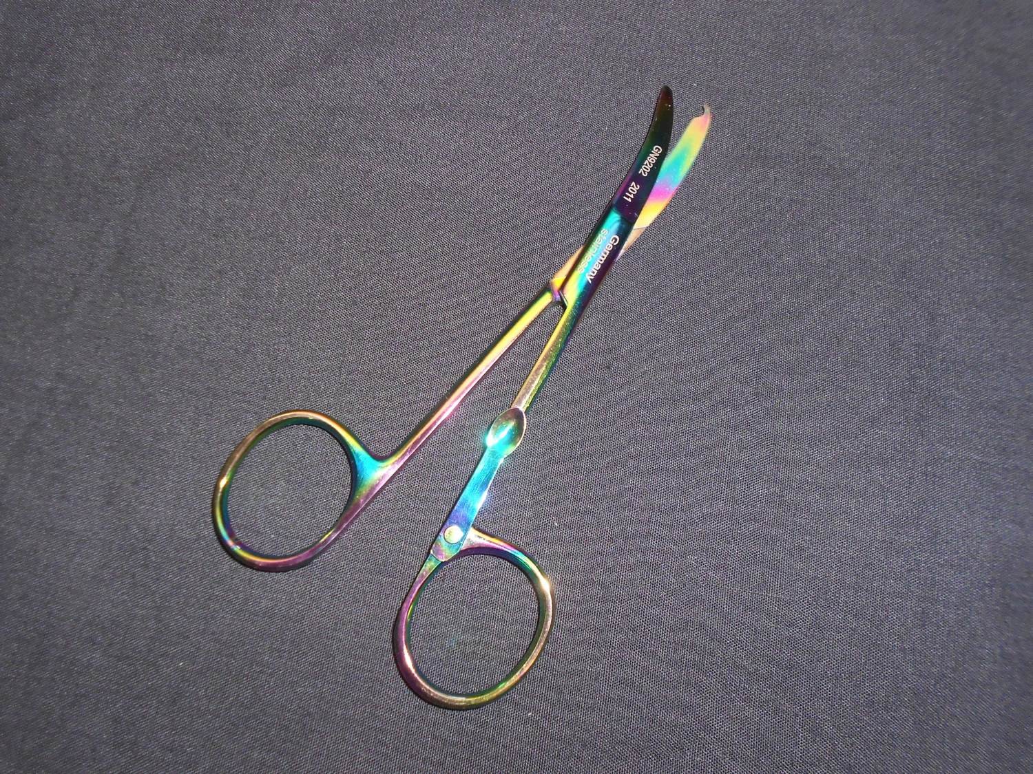 North Bent Suture Scissors 4½