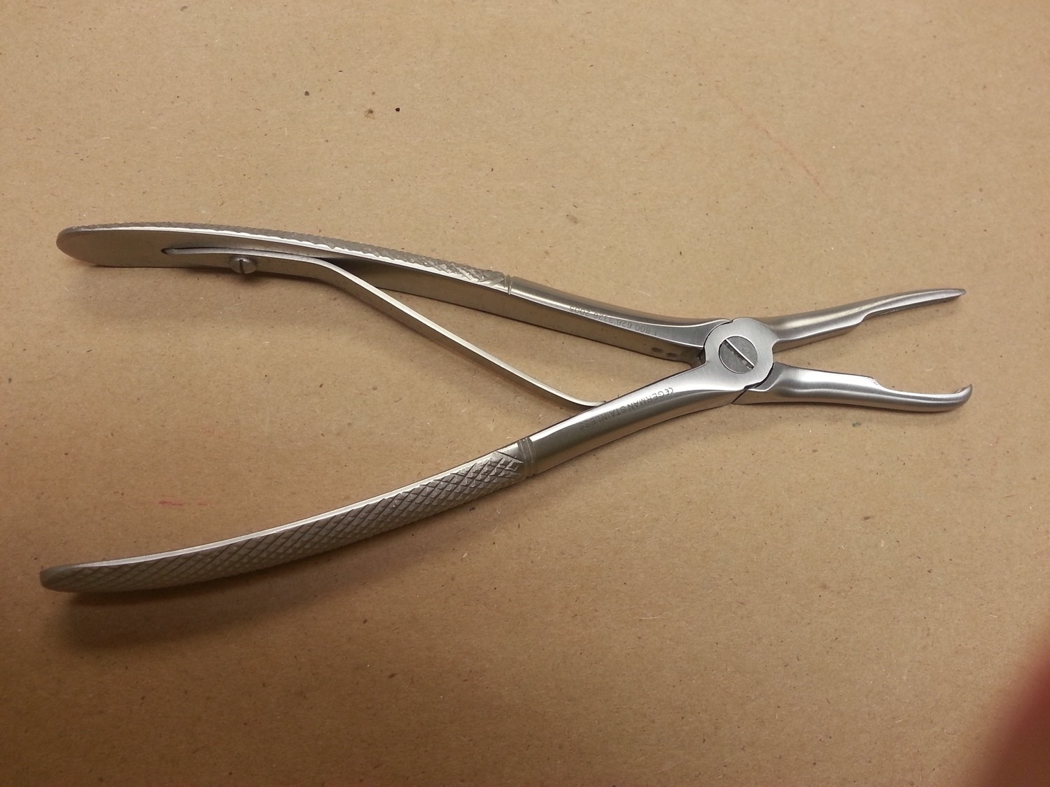 Tartar Remover Forceps 7½&quot; Large