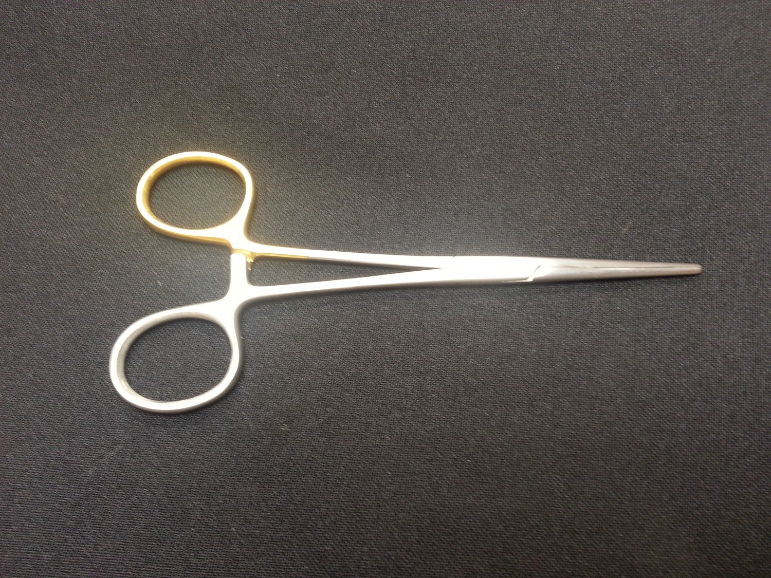 CARMALT Forceps Micro Tip 5½&quot; Straight