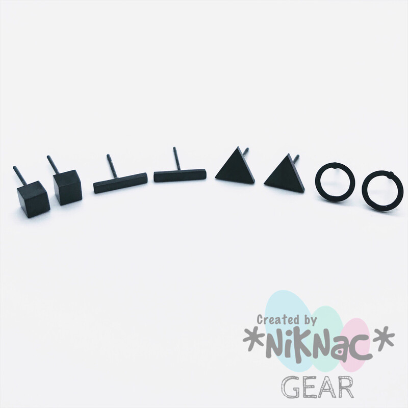 Black Geometric Studs - Circle
