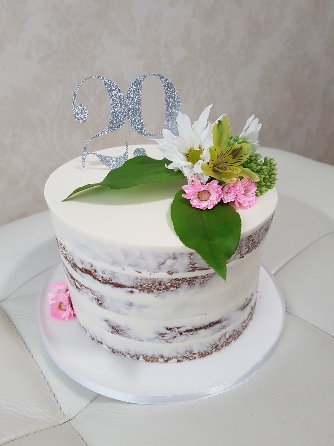 Lightly Naked Cake – Elegant &amp; Lightly Iced