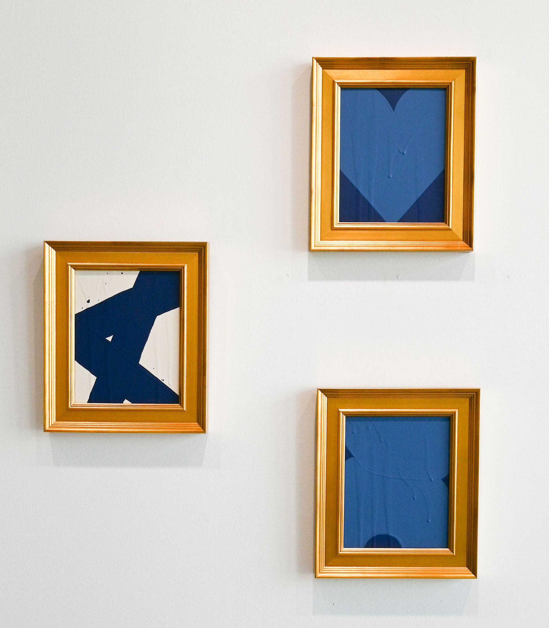 Heart Mini- Cerulean on Navy