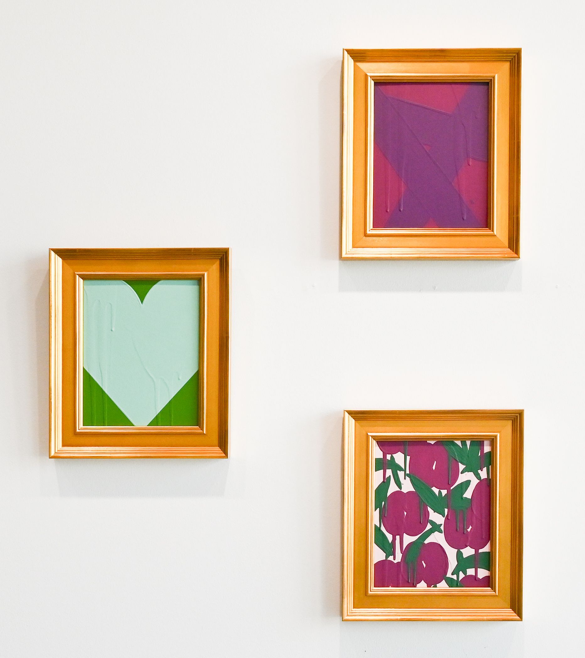 Abstract Mini - Grape on Fuchsia