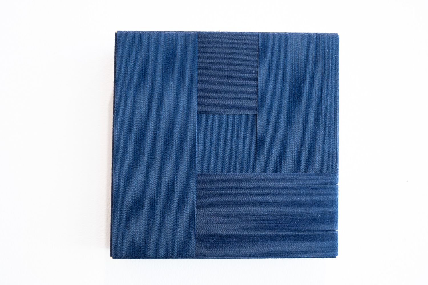 Log Cabin Square in Navy
