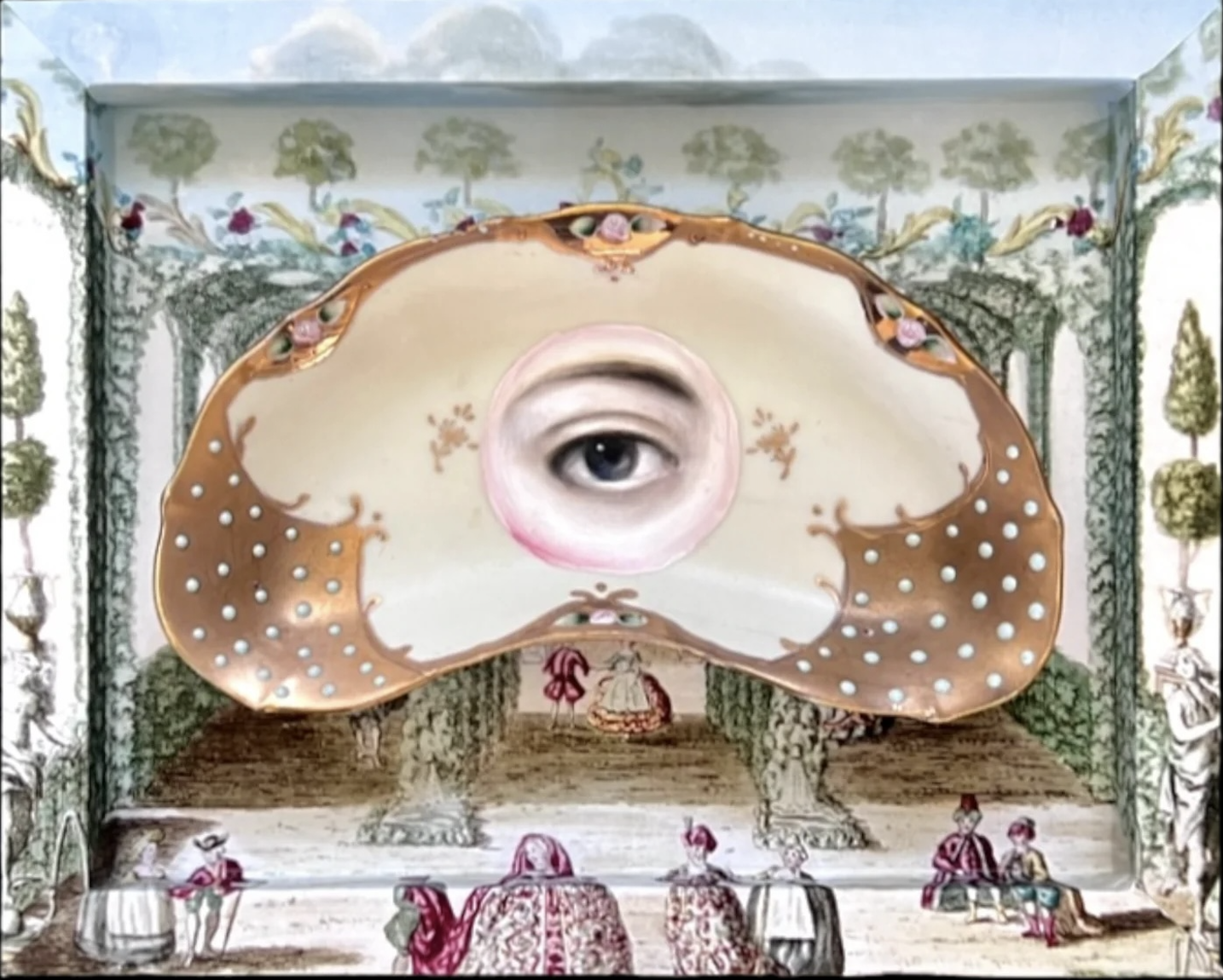 NO. 1879 LOVER'S EYE PAINTING ON A CREAM & GOLD CRESCENT PLATE