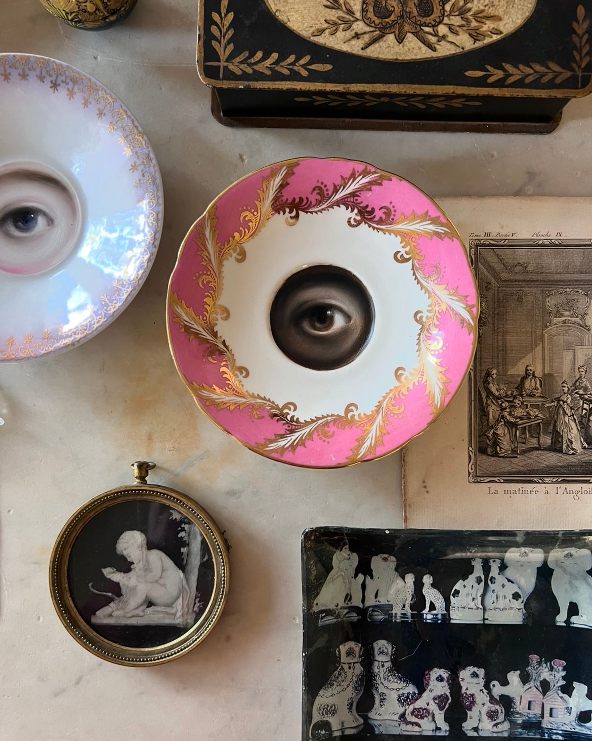 No. 2741 Lover's Eye Painting on a Pink and Gold Plate