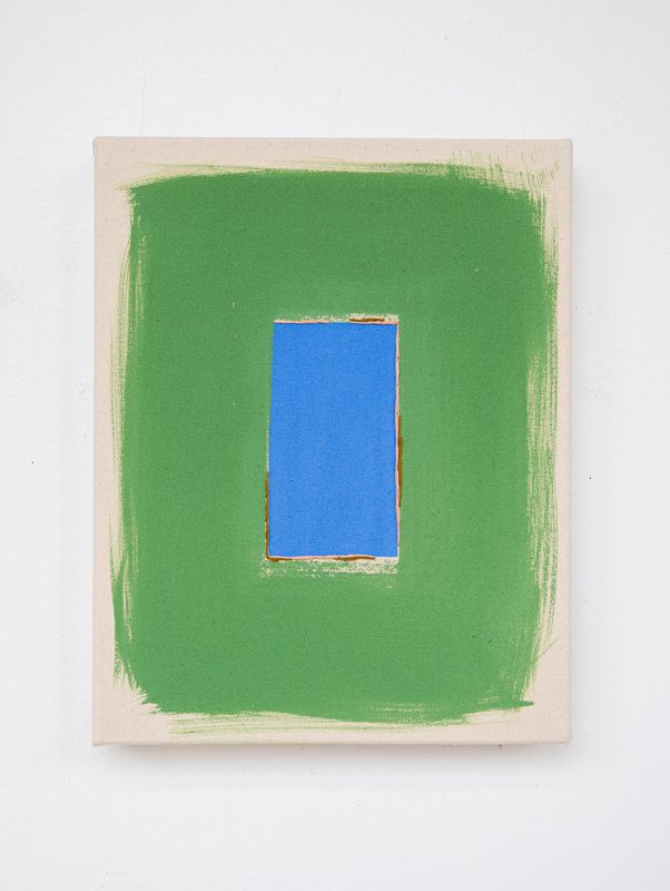 Cornflower/Grass With Peach Line