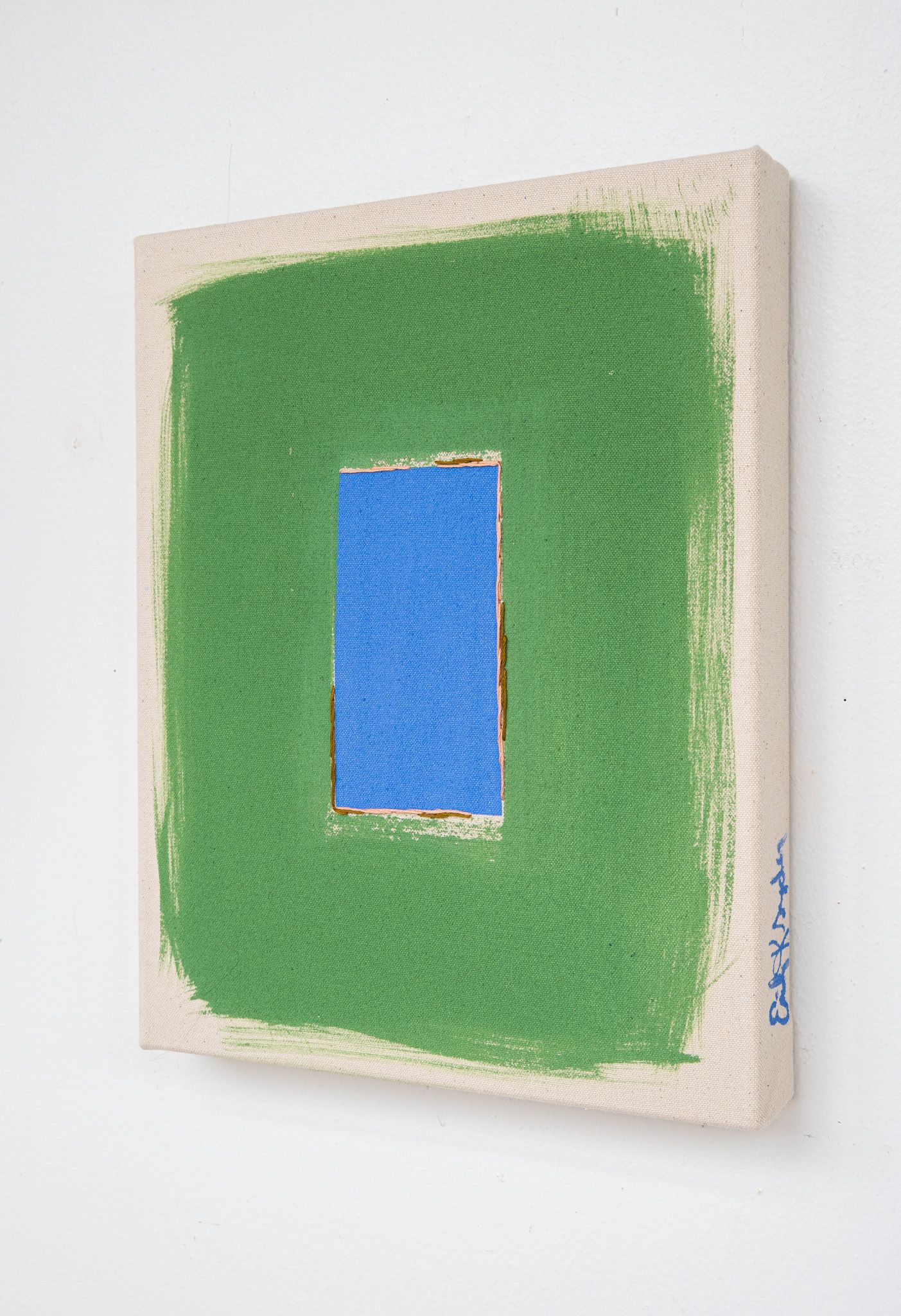 Cornflower/Grass With Peach Line