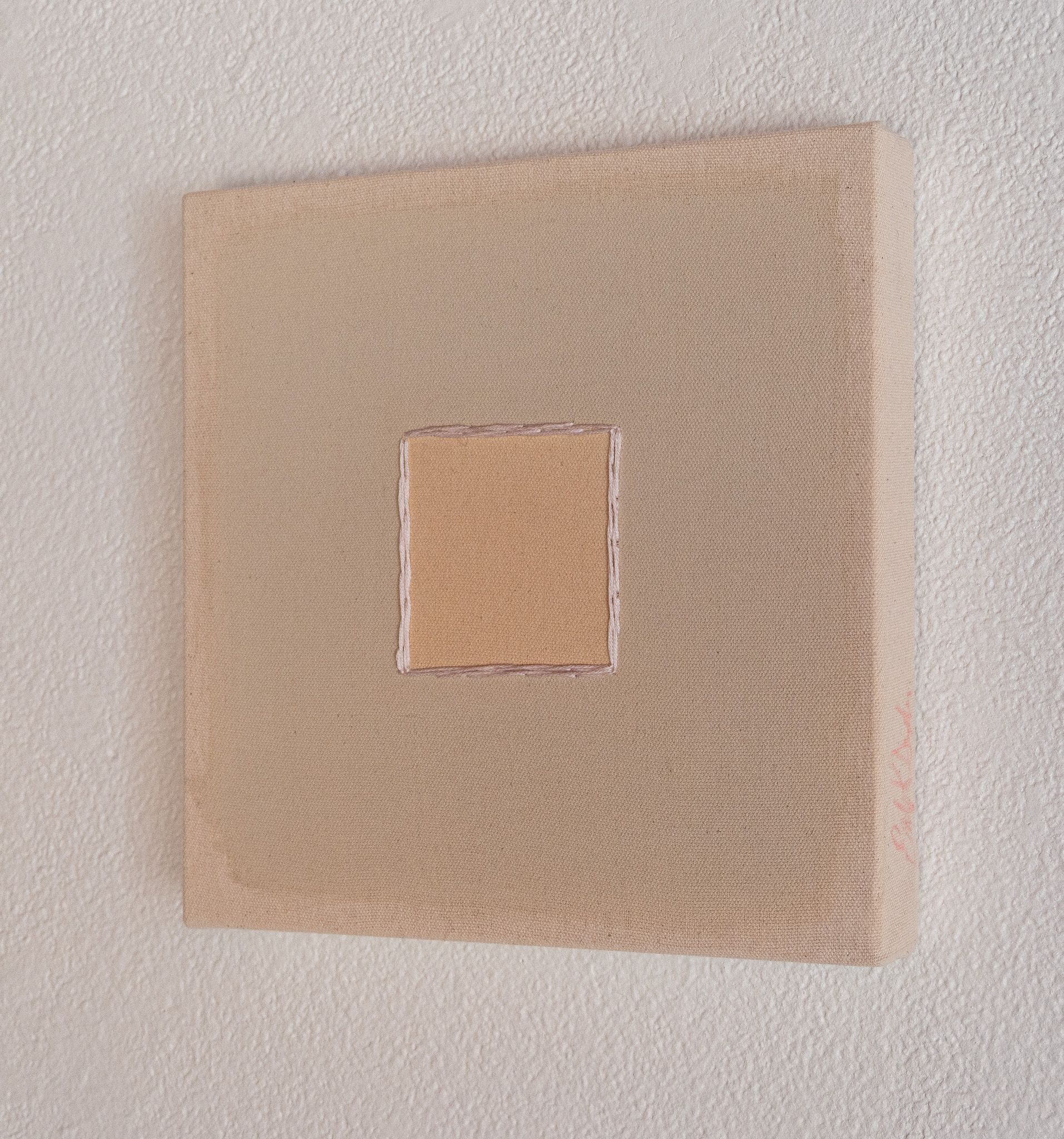 Pale Peach/Stone Box