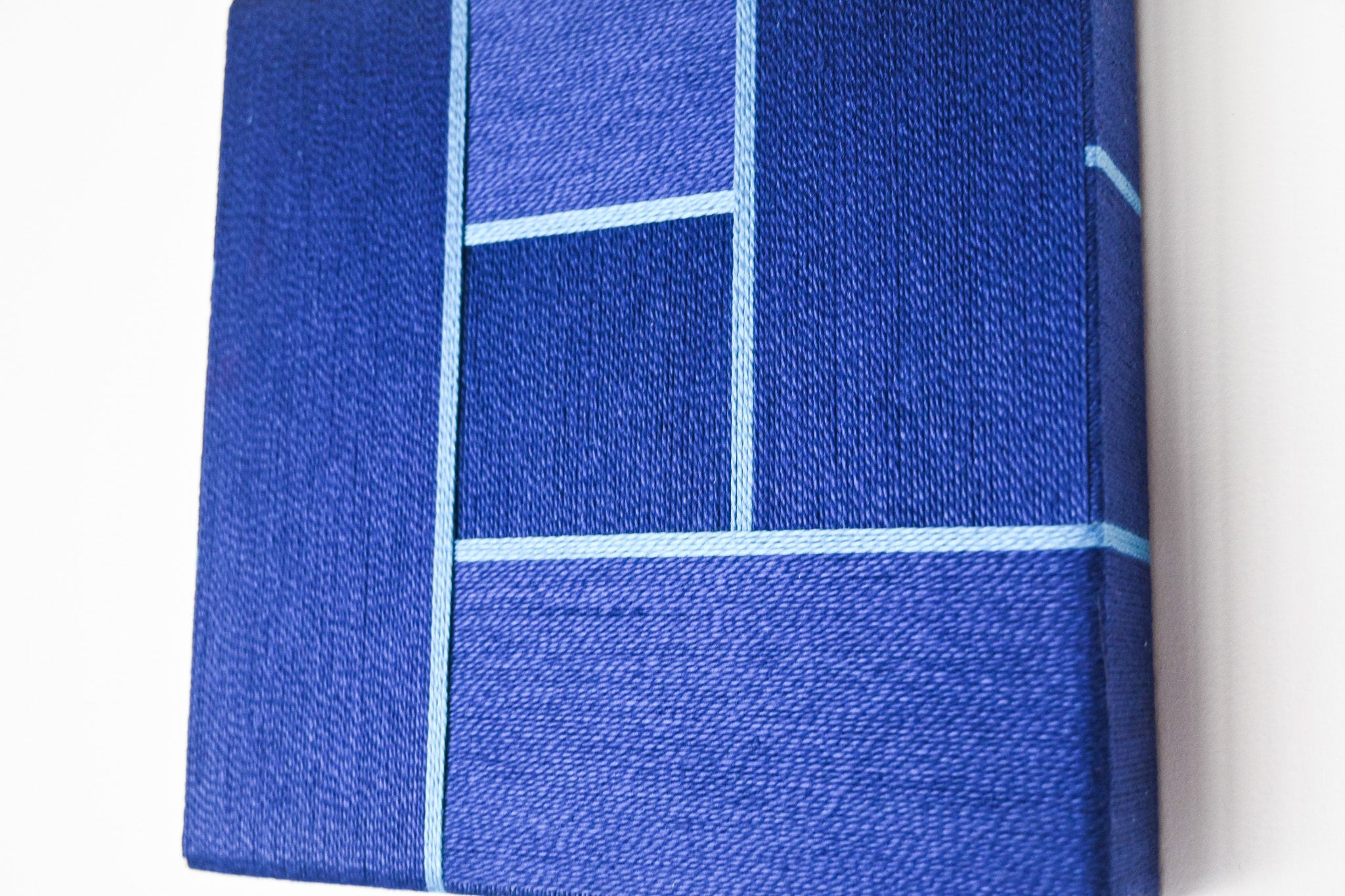 Log Cabin Lines Navy