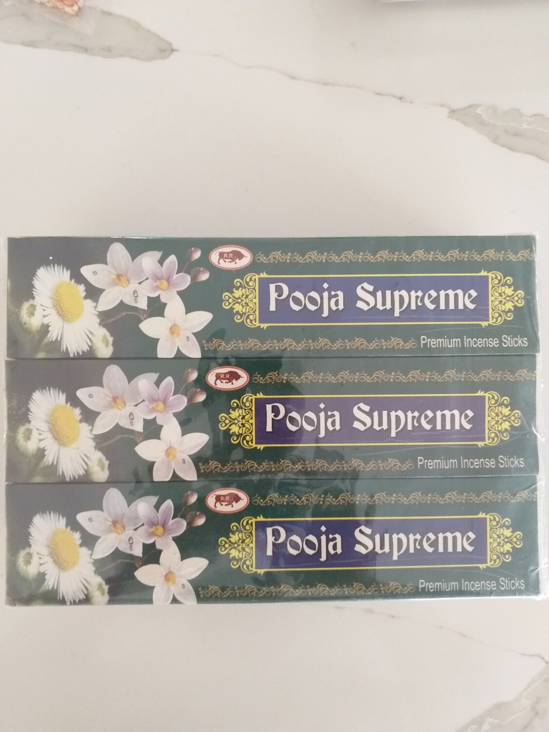 POOJA SUPREME INCENSE STICKS 20 GMS