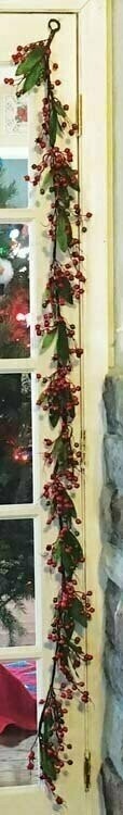 PMX7053 - 6' Berry Garland With Red and Green Berries