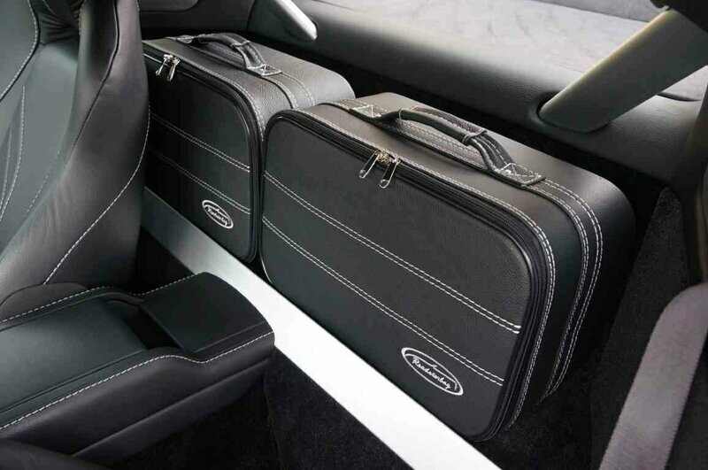 Roadsterbag Aston Martin V8 Vantage Coupe (2011-2018) Black Leather 2-pcs