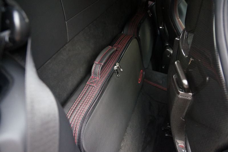 Roadsterbag Ferrari 488 Interior with Red seams (2-pcs)