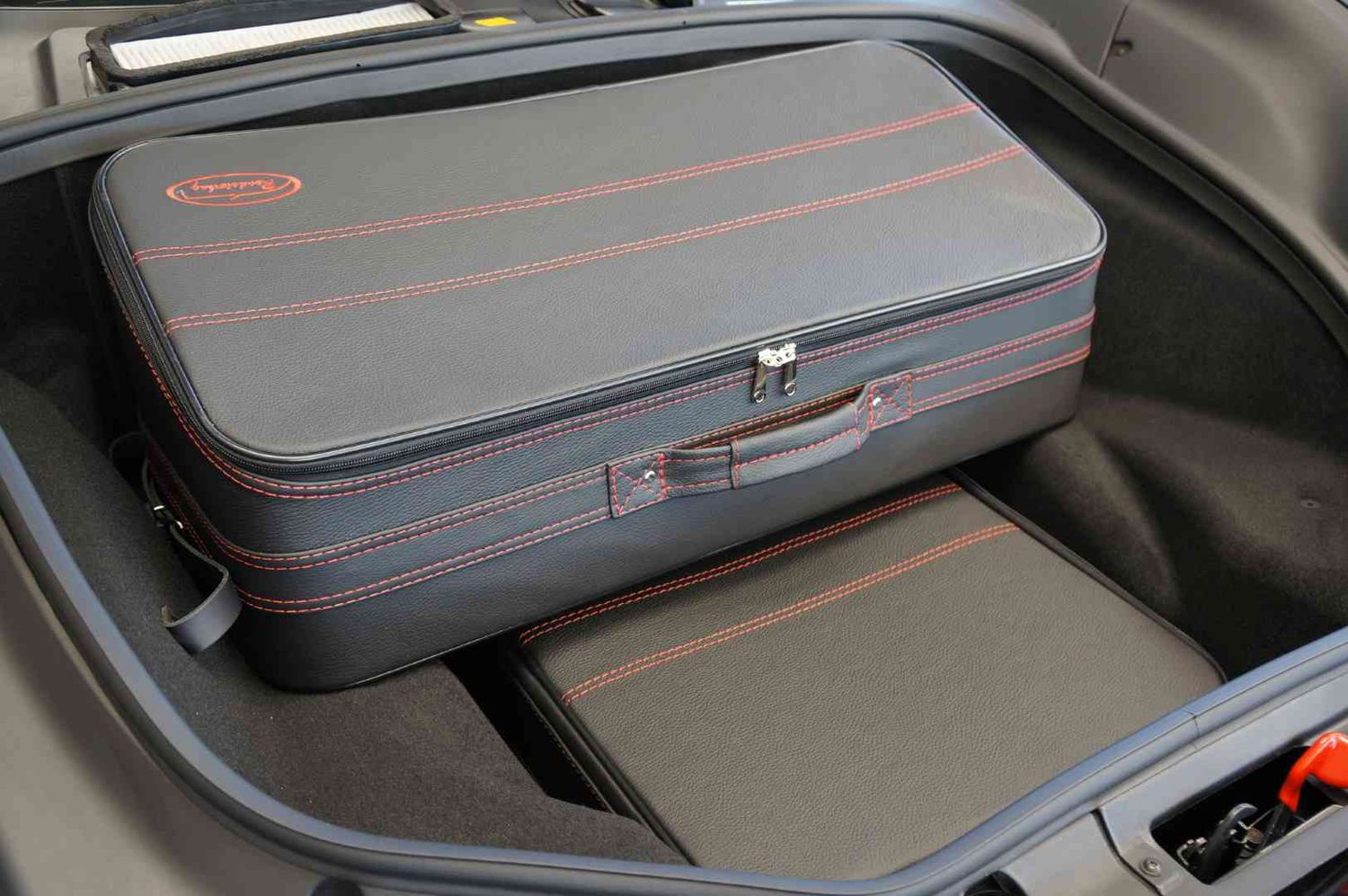 フェラーリ　ボストンバッグ　488GTB Roadsterbag Ferrari 488 GTB + Spider with Red seams (3-pcs)
