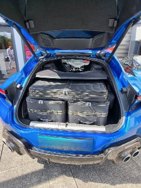 Roadsterbag Ferrari Purosangue Black Leather (5-pcs)
