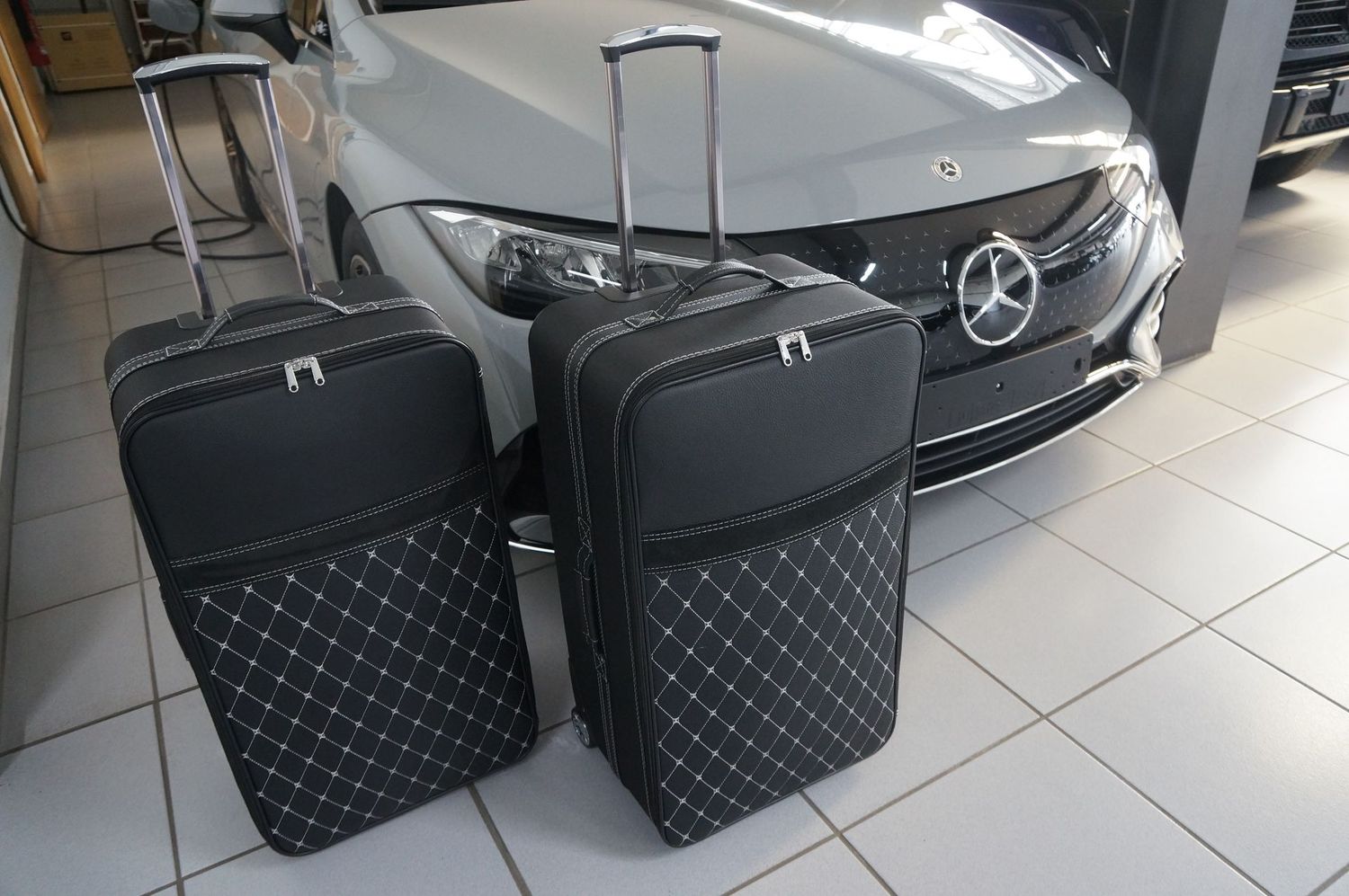 Roadsterbag Mercedes EQE 2023- (2-pcs)